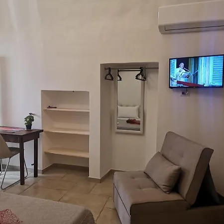 住宿加早餐酒店 San Giovanni 9 3*